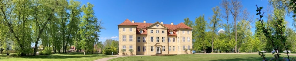 Bild im Header zeigt den Ferienpark aus der Luft